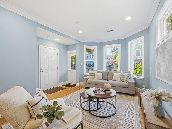2nd image of 94 Amory St APT 2