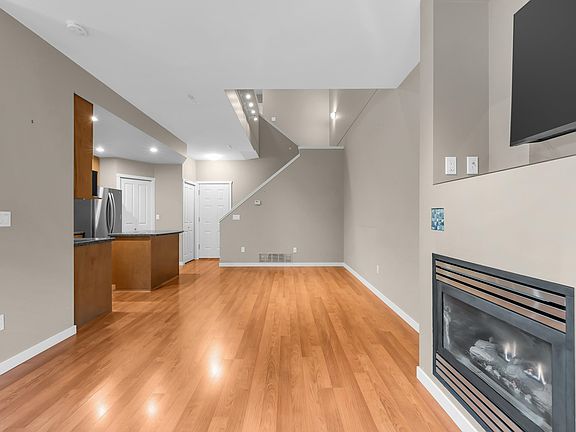 5th image of 7733 Heather St #53