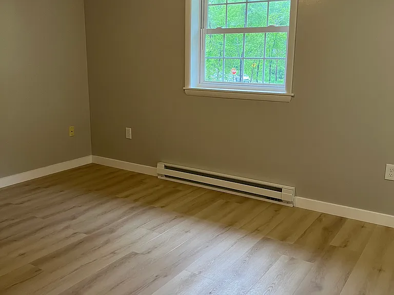 284 Dimmick Rd #B — Photo 23