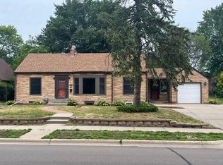 2901 29th Ave NE, Saint Anthony, MN 55418