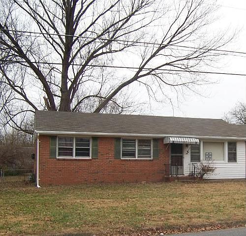 2nd image of 4409 Carpenter Rd
