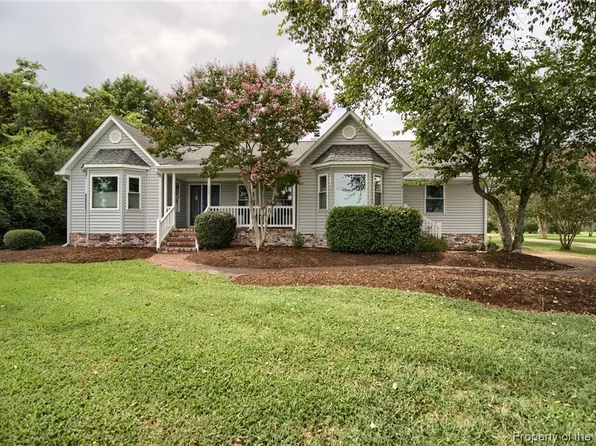 111 Grundland Dr, Hampton, VA 23664