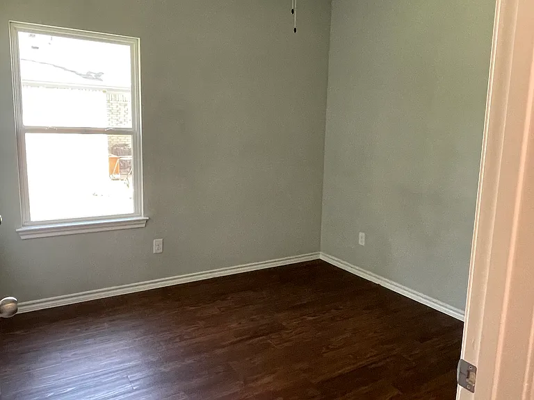 1008 Woodland Dr — Photo 6