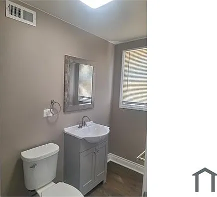 9610 S Crandon Ave — Photo 3