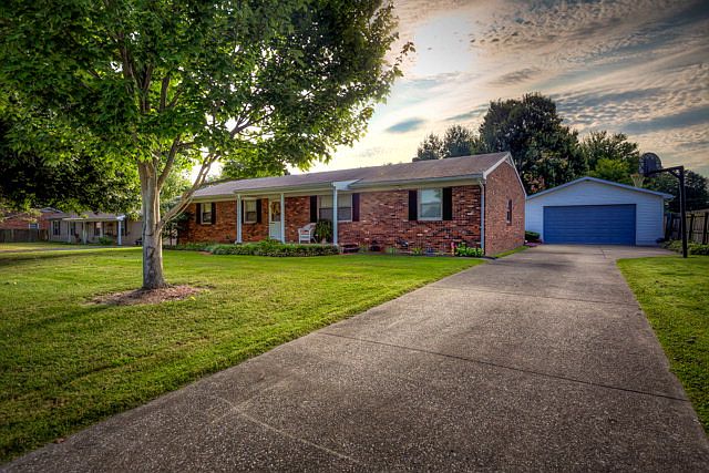 1st image of 4638 Boxwood Dr