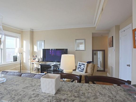 3rd image of 4400 McPherson Ave APT 602