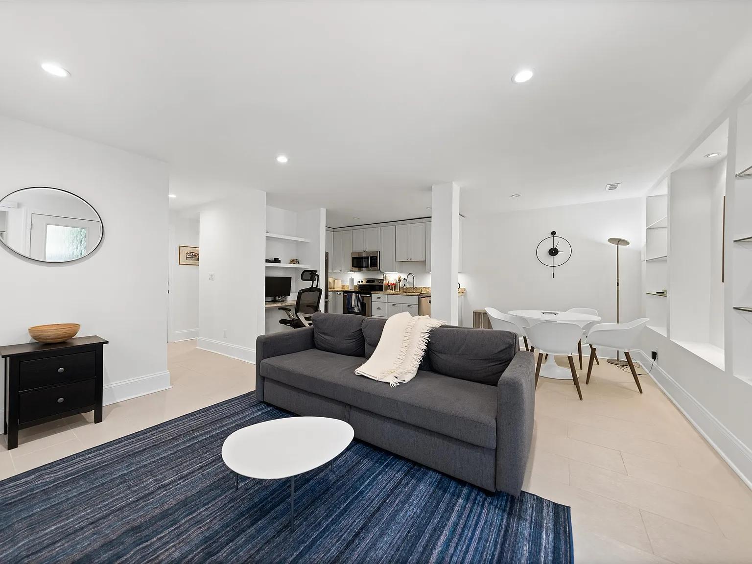 1 bed, 850 sqft, $3,540 — Photo 2