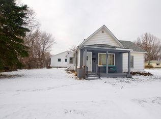 821 2nd Ave NW, Jamestown, ND 58401