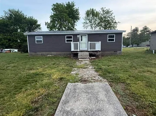 7627 E Terhune St, Dugger, IN 47848
