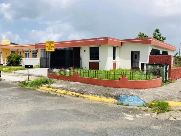 Lomas De Carolina Calle Almirante Nn #6, Carolina, PR 00985