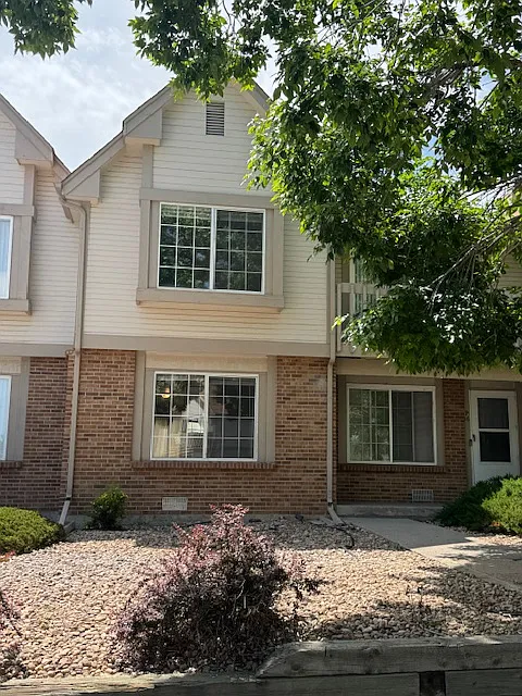 2 bed, 1120 sqft, $2,050 — Photo 4