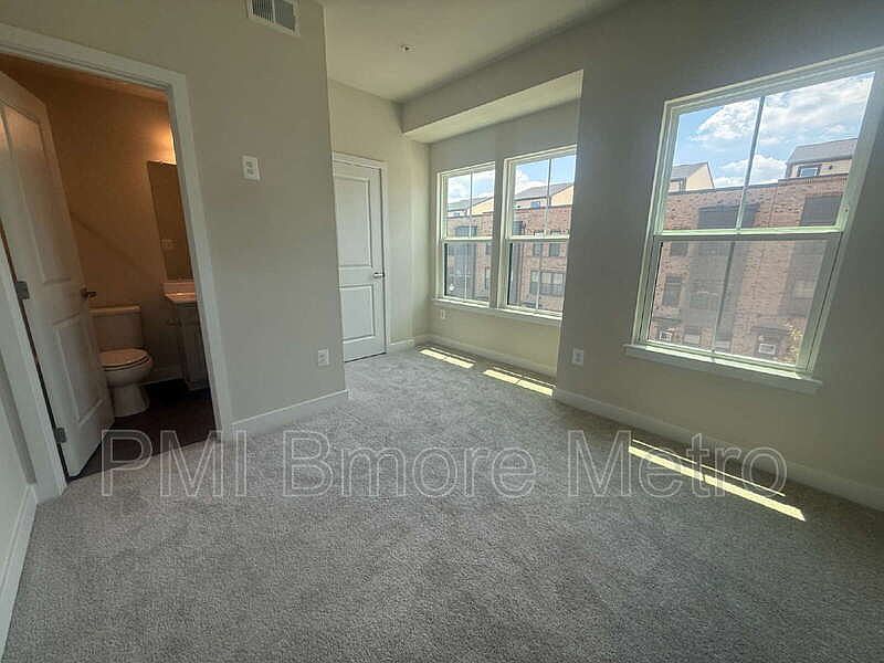 1st image of 2920 Maisel St
