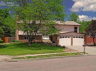 4338 Ridgeglen Rd, Colorado Springs, CO 80918