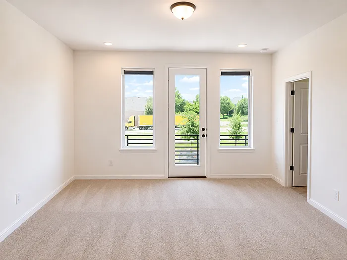 1218 Daybreak Dr — Photo 9