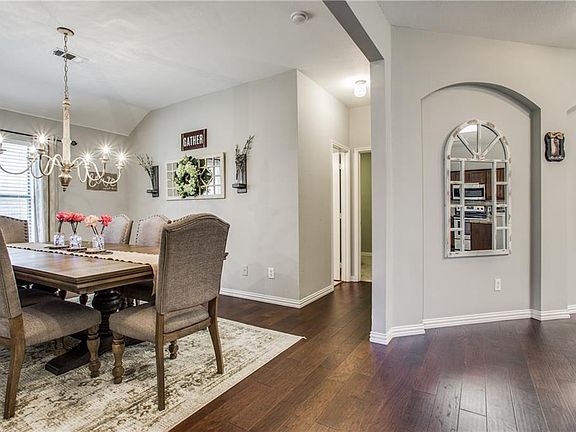 4th image of 2105 Penton Linns Dr