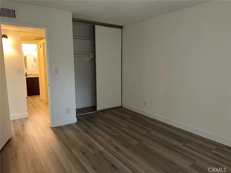 22330 Victory Blvd #803 — Photo 9