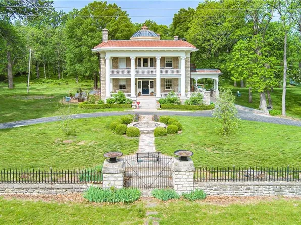 6800 Elmwood Ave, Kansas City, MO 64132