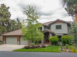 3136 NW Quiet River Ln, Bend, OR 97703