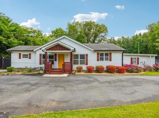 5927 Rockbridge Rd, Stone Mountain, GA 30087