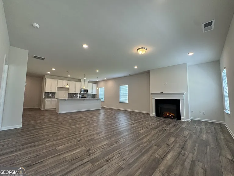 129 Sycamore Ln — Photo 14