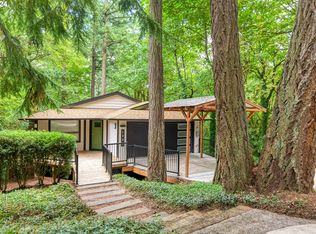 1330 SW Taylors Ferry Ct, Portland, OR 97219