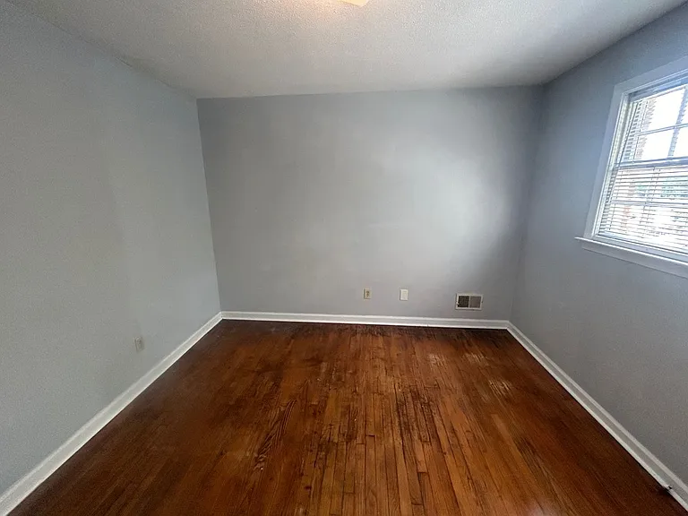 715B Montague Rd — Photo 21
