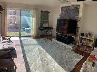 521 Summit Ave E APT 103, Seattle, WA 98102