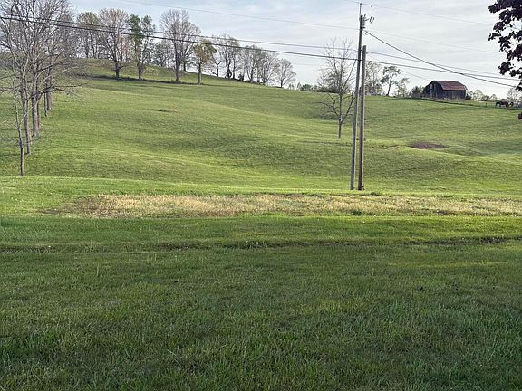 4th image of 1068 Groves Rd