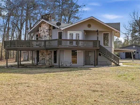 10765 Barker Ten Mile Rd, Saint Pauls, NC 28384