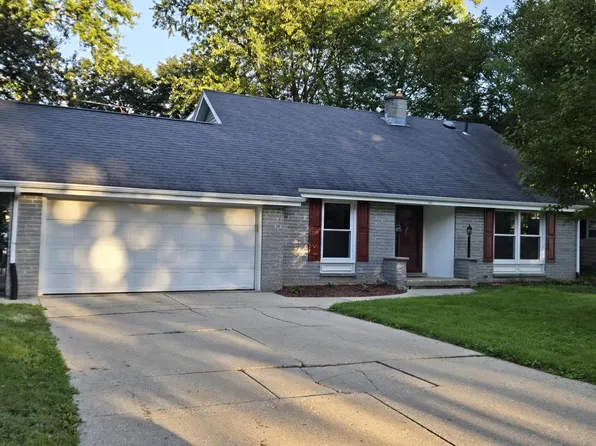 447 S Woodland DRIVE, Whitewater, WI 53190