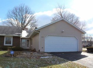 52110 Furrow Dr, South Bend, IN 46637