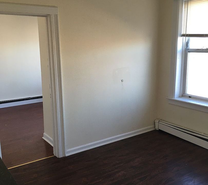 1st image of 251 Beacon Ave APT 11