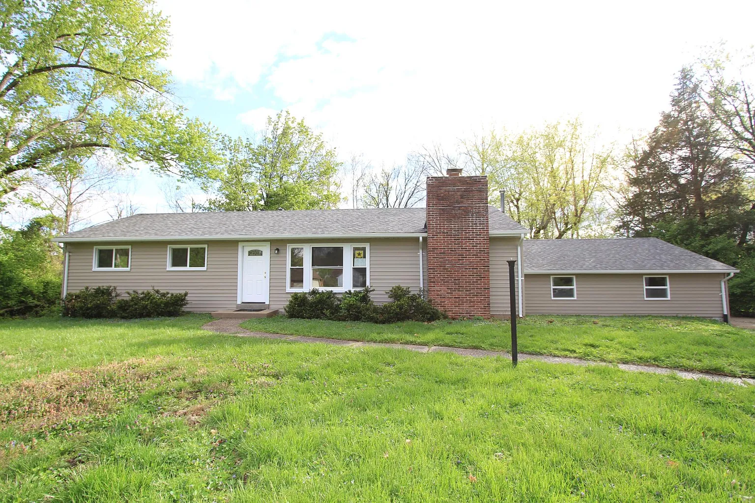 113 Ivy Ct photo 1