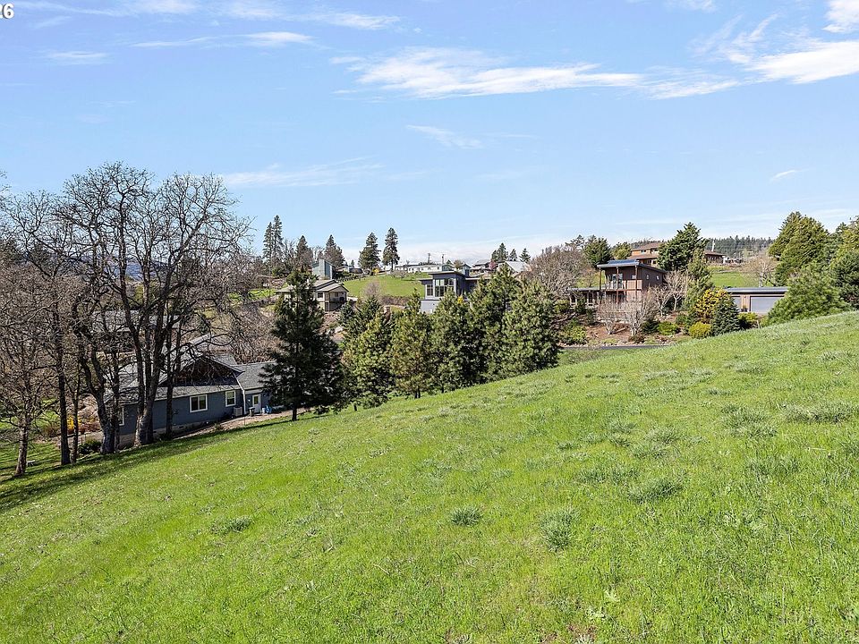 1st image of 105 Alta Vista Rd