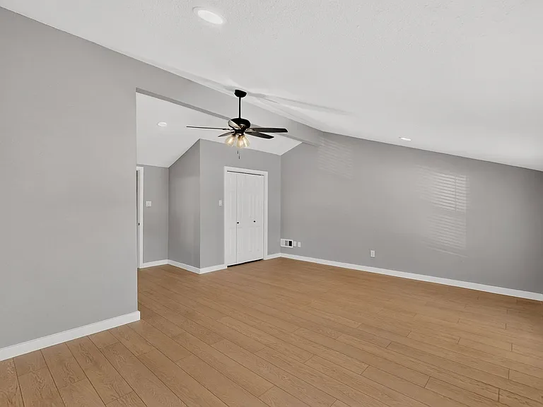 6708 Johnnie Ct — Photo 26