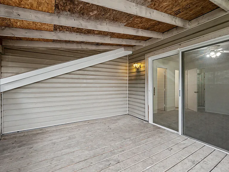 7711 Brams Hill Dr — Photo 23