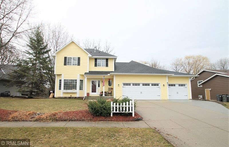 1st image of 803 Woodridge Dr S