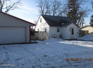 106 Polk St, Lake Bronson, MN 56734