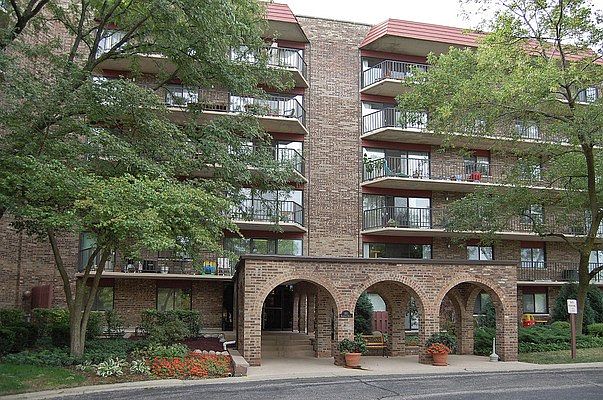 1st image of 111 S Baybrook Dr Unit 115