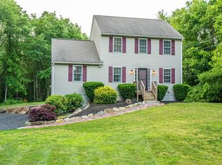 1285 Snake Hill Rd, Glocester, RI 02857