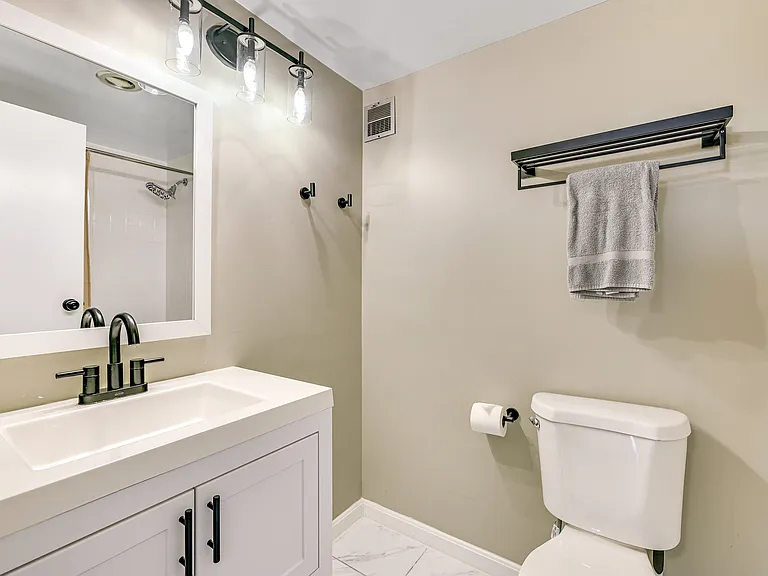5500 Holmes Run Pkwy #510 — Photo 33
