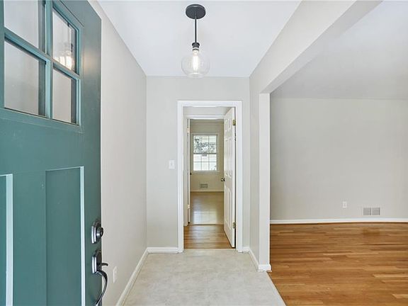 3rd image of 4080 Briarglade Way
