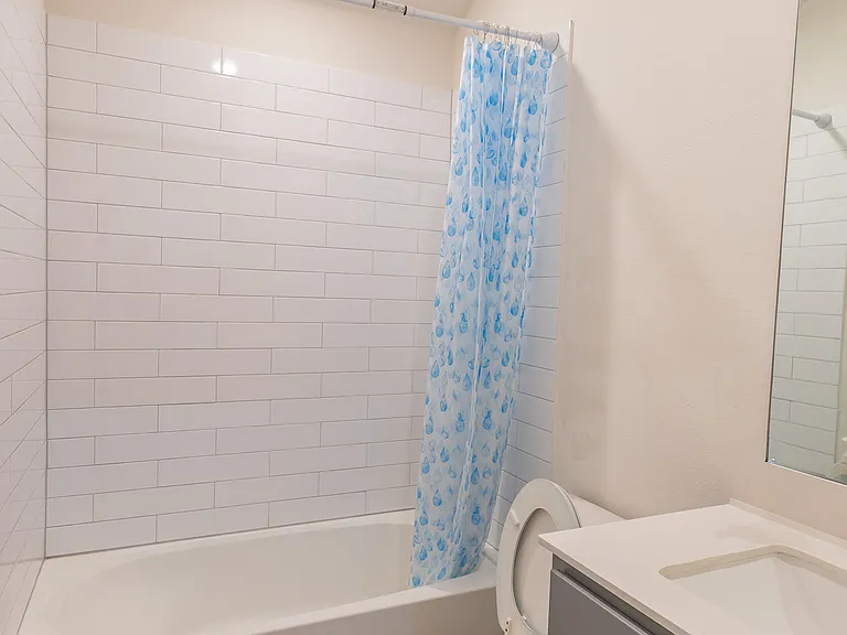6321 Wales St — Photo 5