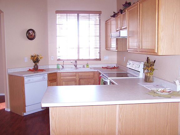 3rd image of 11417 W Mohave St