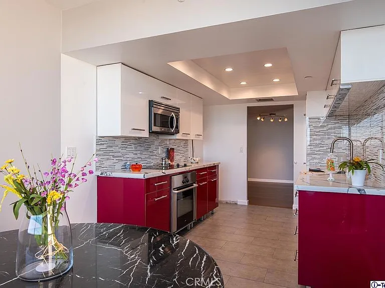 343 Pioneer Dr #1703 — Photo 5