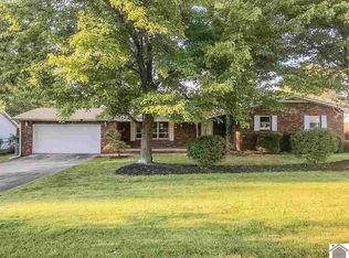 7301 Annie Ln, Paducah, KY 42001