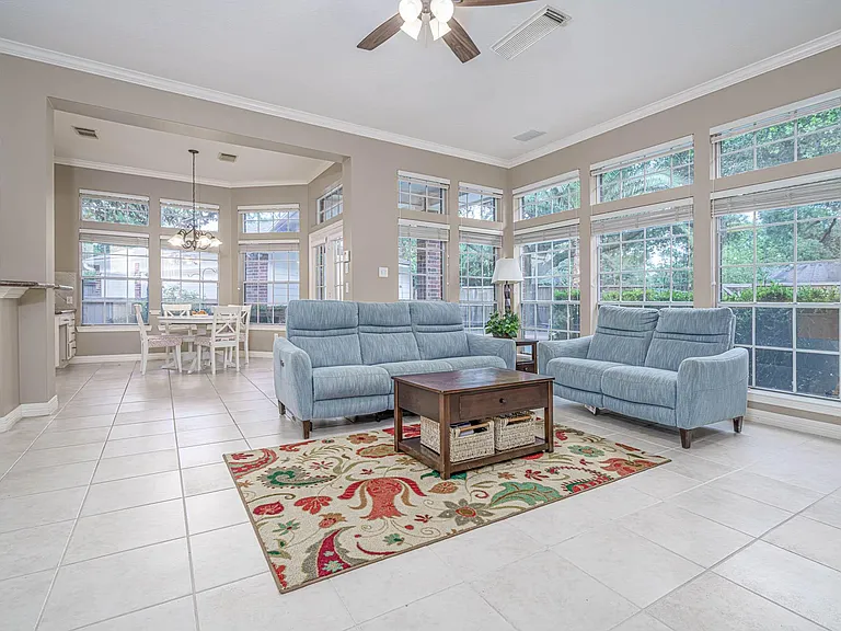 5415 Emerald Brk — Photo 2