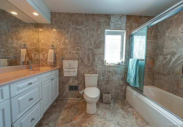 37 Crescent Cove Cir — Photo 25