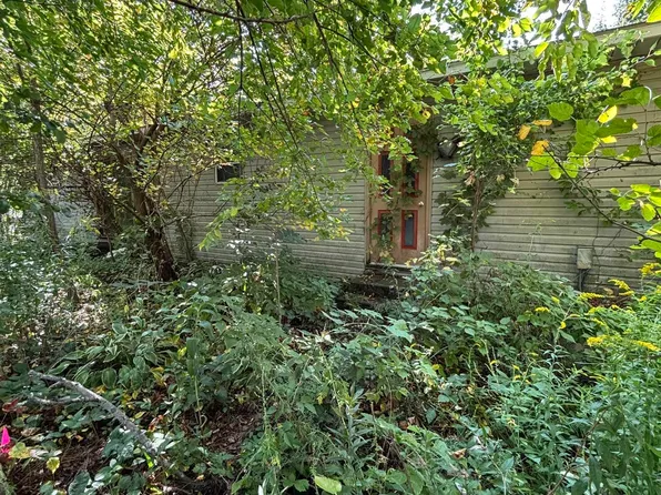 3051 NW Lakeshore Dr, Macy, IN 46951