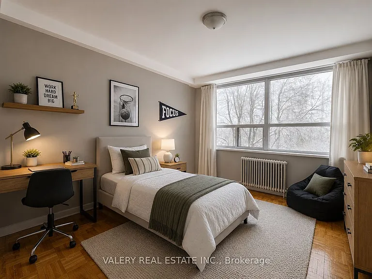 42 Thorncliffe Park Dr #501 — Photo 7